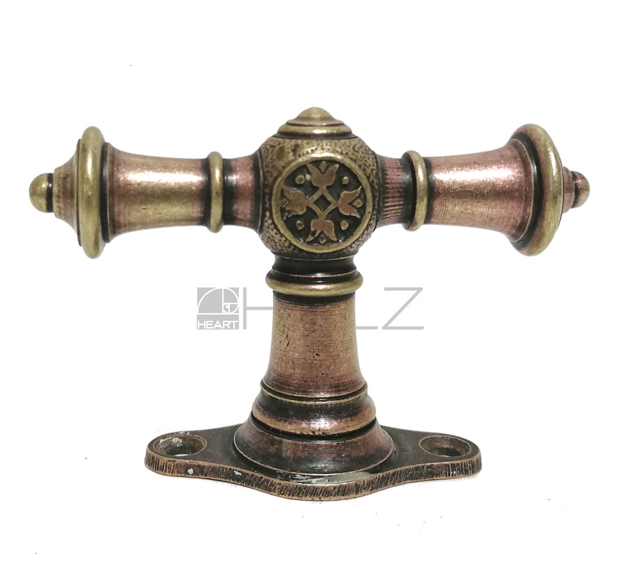 Dresdner Blume Fensterolive Fenstergriff alt Messing antik Fensterbeschläge Dresdner Blume Fensterolive Fenstergriff alt Messing antik Rosette 43 mm