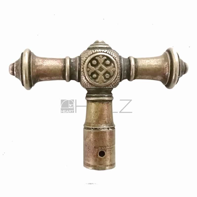 Fensterolive Dresdner Blume antik Fenstergriff alt Messing ohne Rosette Fensterolive Dresdner Blume antik Fenstergriff alt Messing ohne Rosette