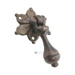 Hängegriff antik Gusseisen Pendelgriff floral Möbelgriff alt